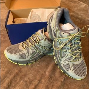 ASICS Gel Kahana 8 Trail Running/Walking shoes T6L5N-9697 Grey/Lime